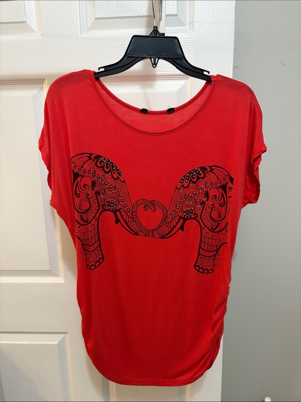 Red Short Sleeve Women's Tee with Black Elephant Graphic